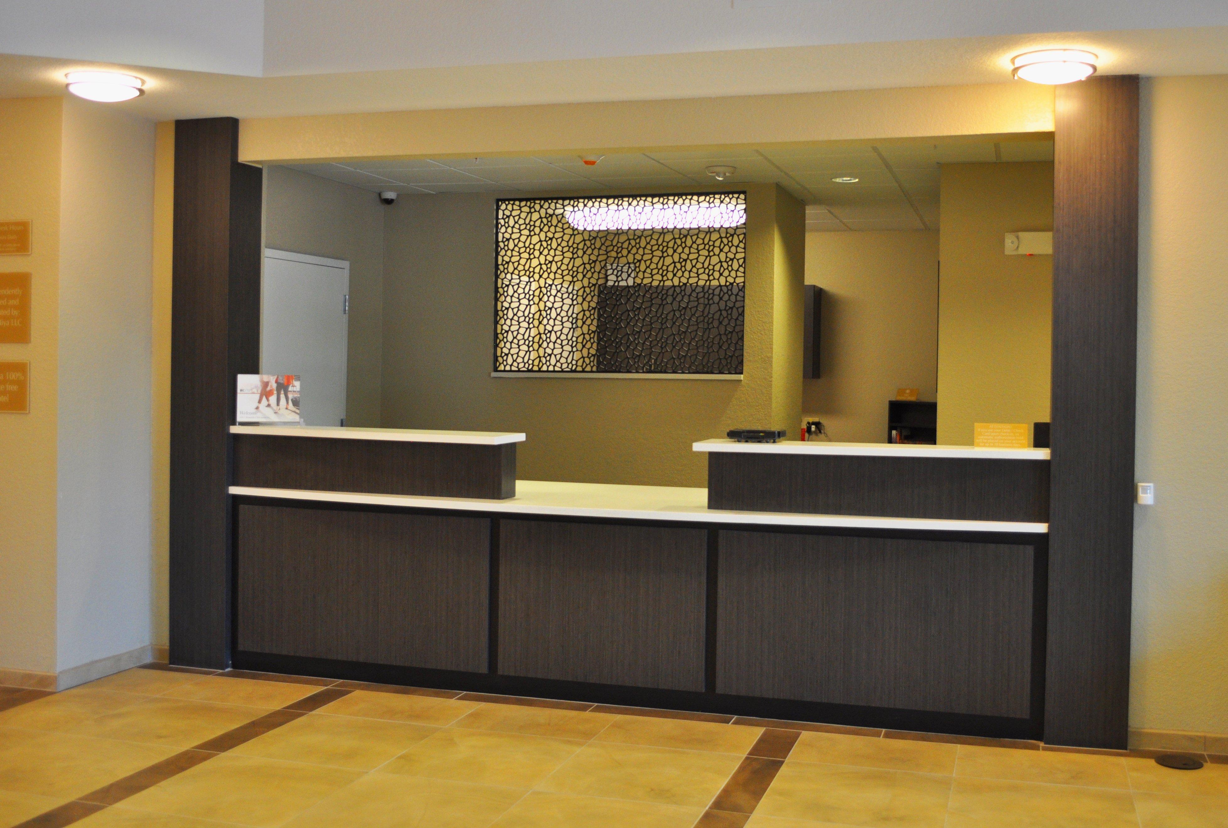 Candlewood Suites Bay City By Ihg Buitenkant foto