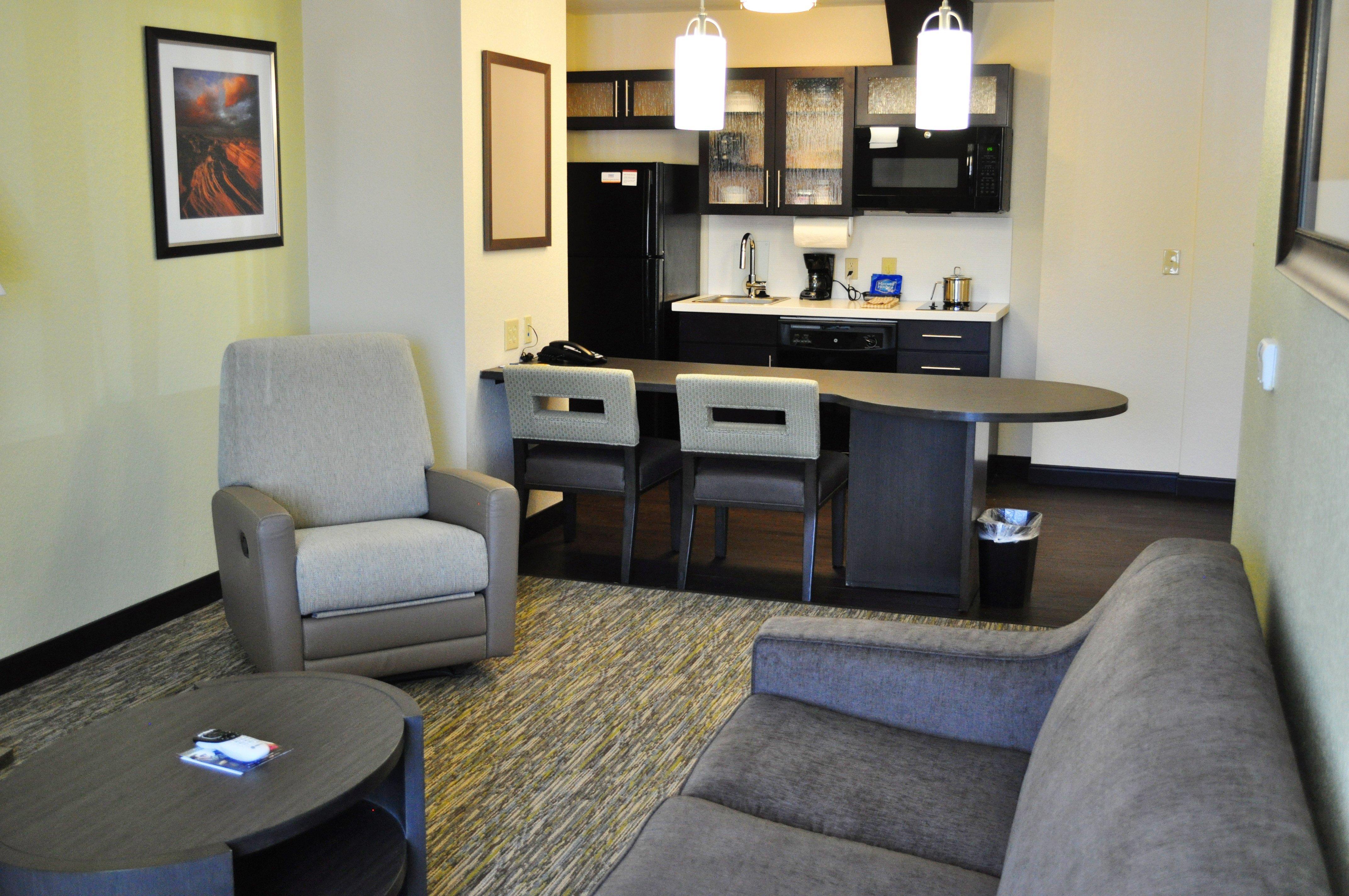 Candlewood Suites Bay City By Ihg Buitenkant foto