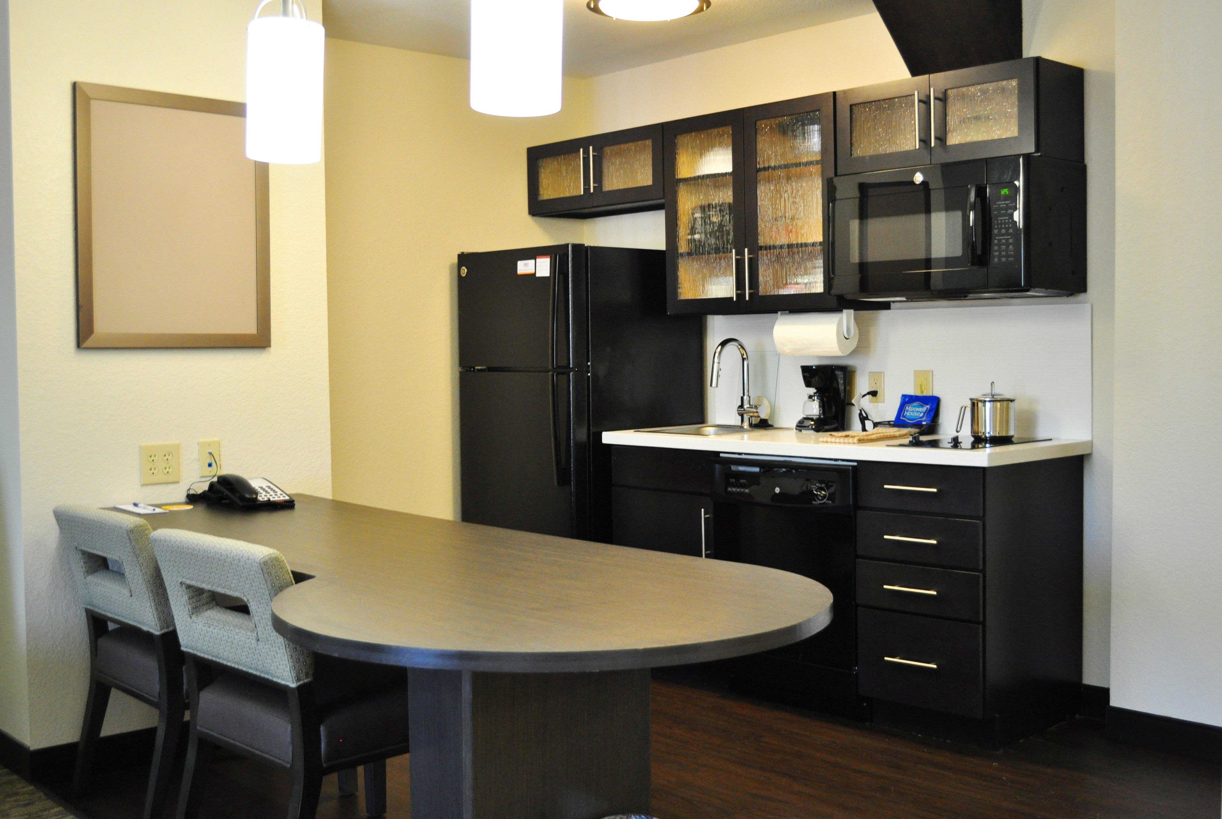 Candlewood Suites Bay City By Ihg Buitenkant foto